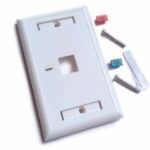 Faceplate-1-puerto_03